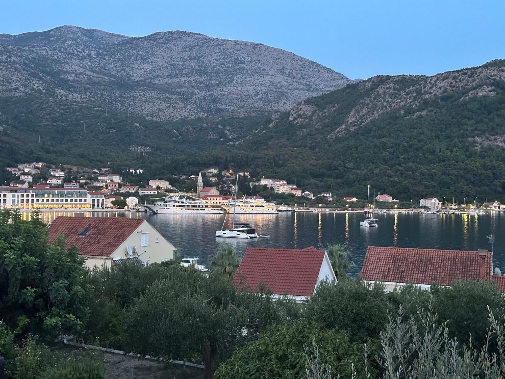 Eva Apartmán *